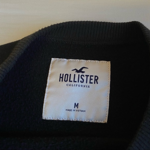 Hollister Graphic Print Crewneck || M - Picture 2 of 3